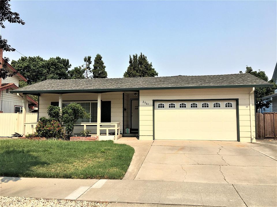 1st image of 2561 Northwood Dr