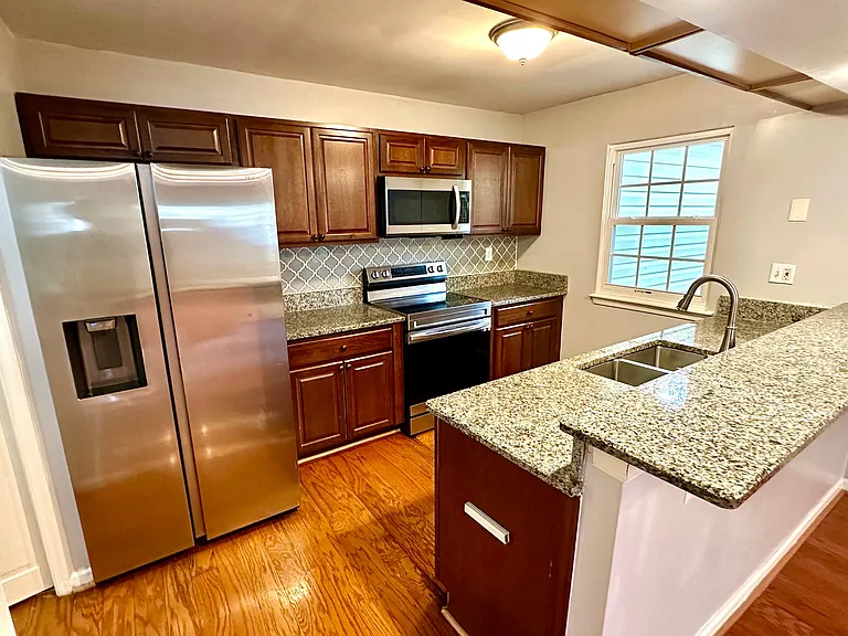 4510 Genoa Cir — Photo 7