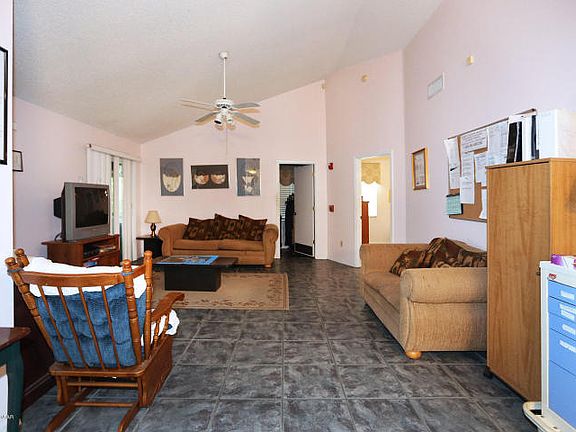5th image of 3832 Long Grove Ln