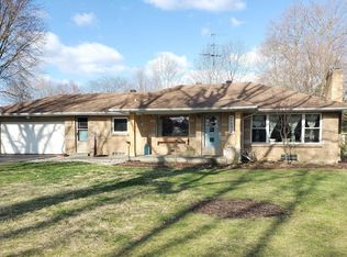 955 Brownwood Ave NW, Grand Rapids, MI 49504