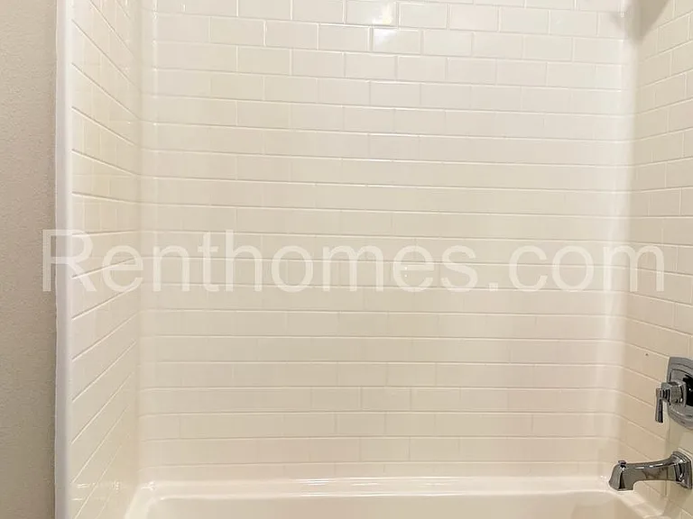 10835 Wendy Way — Photo 18