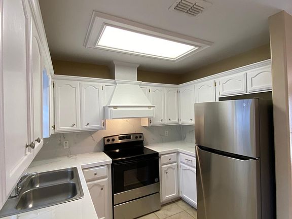 4th image of 1707 Tierra Dulce Dr APT 1