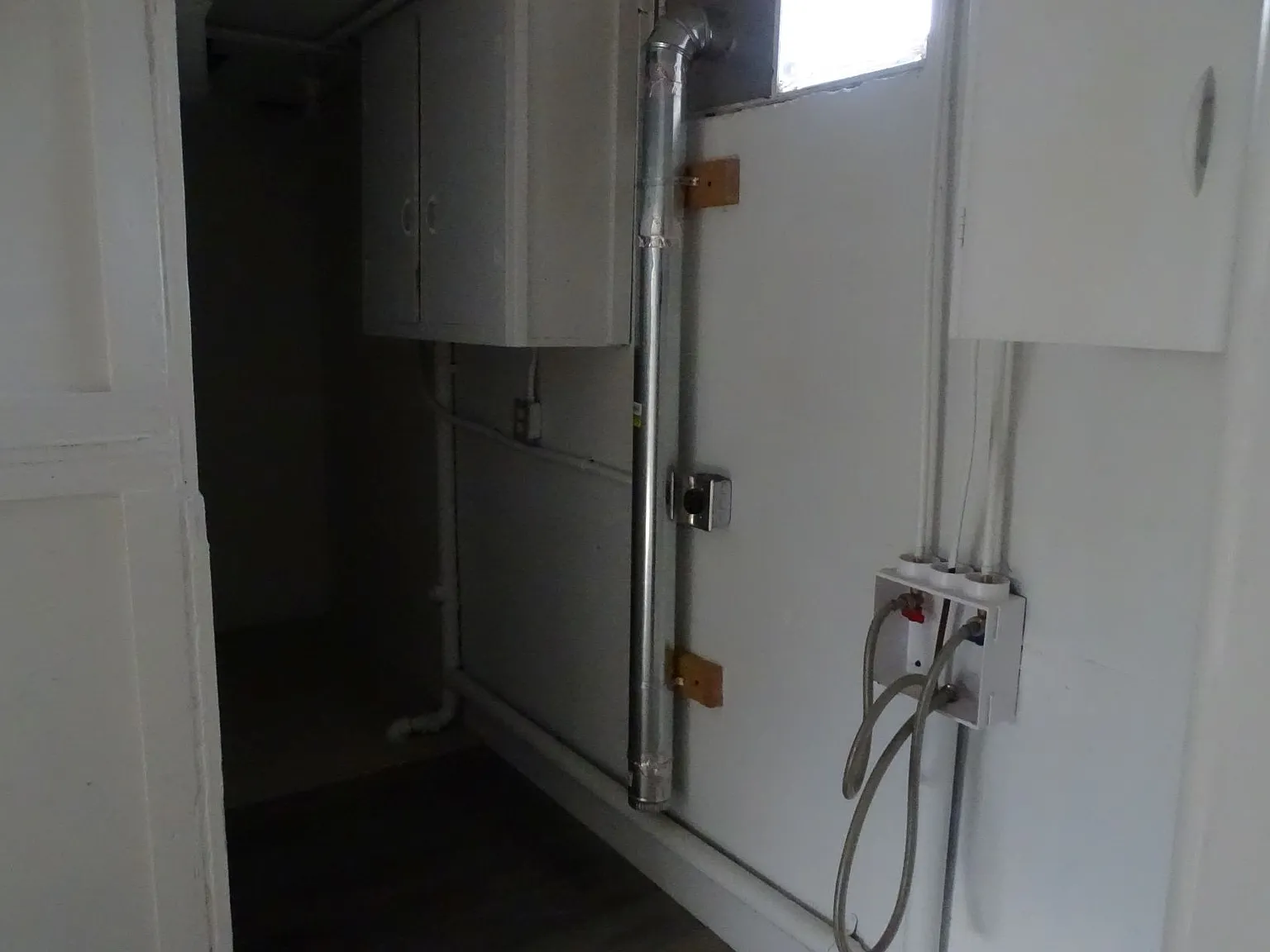 4 bed, $1,650 — Photo 4
