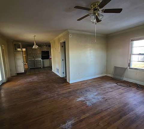 5th image of 1901 Kentucky Ave