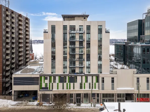 111 Worsley St #503, Barrie, ON L4M 0J5