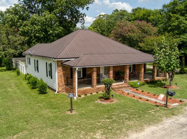 400 Middleton Dr N, Windsor, SC 29856