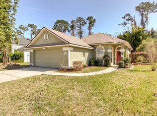 1785 Tall Tree Dr E, Jacksonville, FL 32246