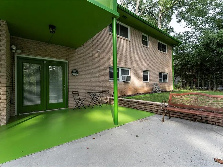 2560 Piney Wood Ln #3 — Photo 16