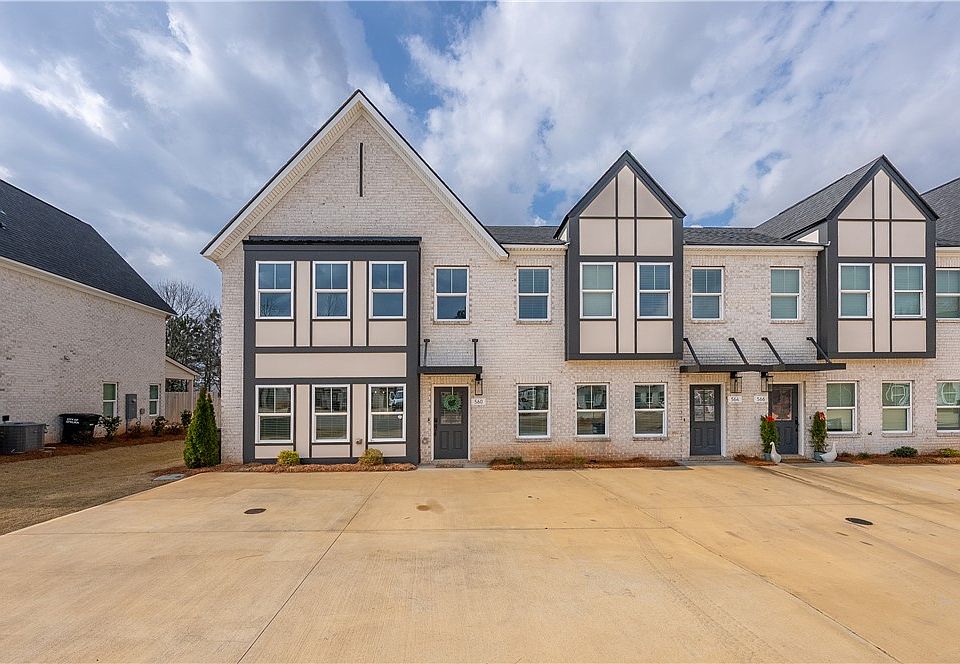 1st image of 560 Waterpoint Way