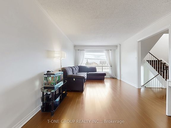 3rd image of 3025 Cedarglen Gate #75