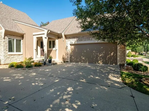 7870 W 157th Ter, Overland Park, KS 66223