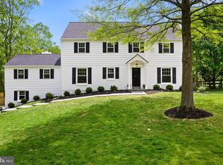 170 Ladderback Ln, Devon, PA 19333