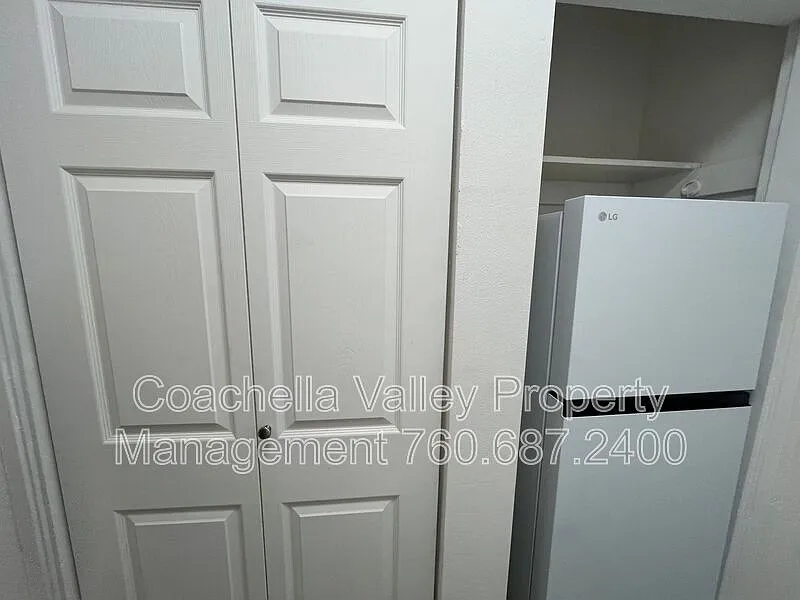 Studio, 1.0 bath, $995 — Photo 4