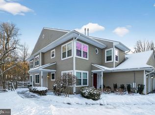 202 Nottingham Ct UNIT 202, Glen Mills, PA 19342