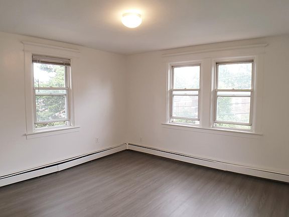5th image of 201 Vanderbilt Ave #2F