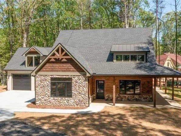 35 Melody Ln, Dawsonville, GA 30534