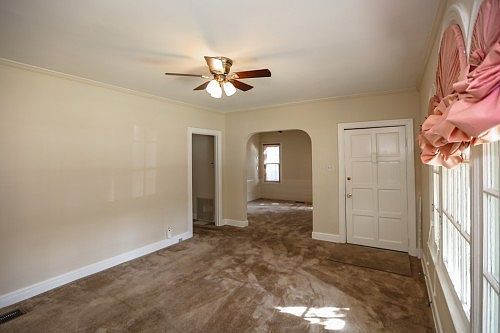 5th image of 10851 Kling St