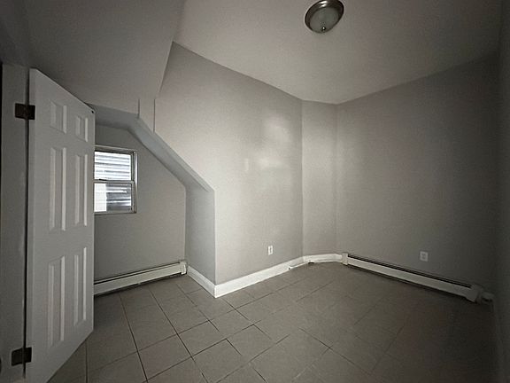 5th image of 51 Atlantic St #1E