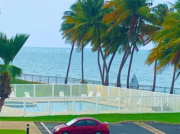 (undisclosed Address), RIO GRANDE, PR 00745