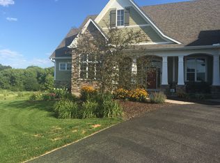 1889 86th Ct E, Inver Grove Heights, MN 55077