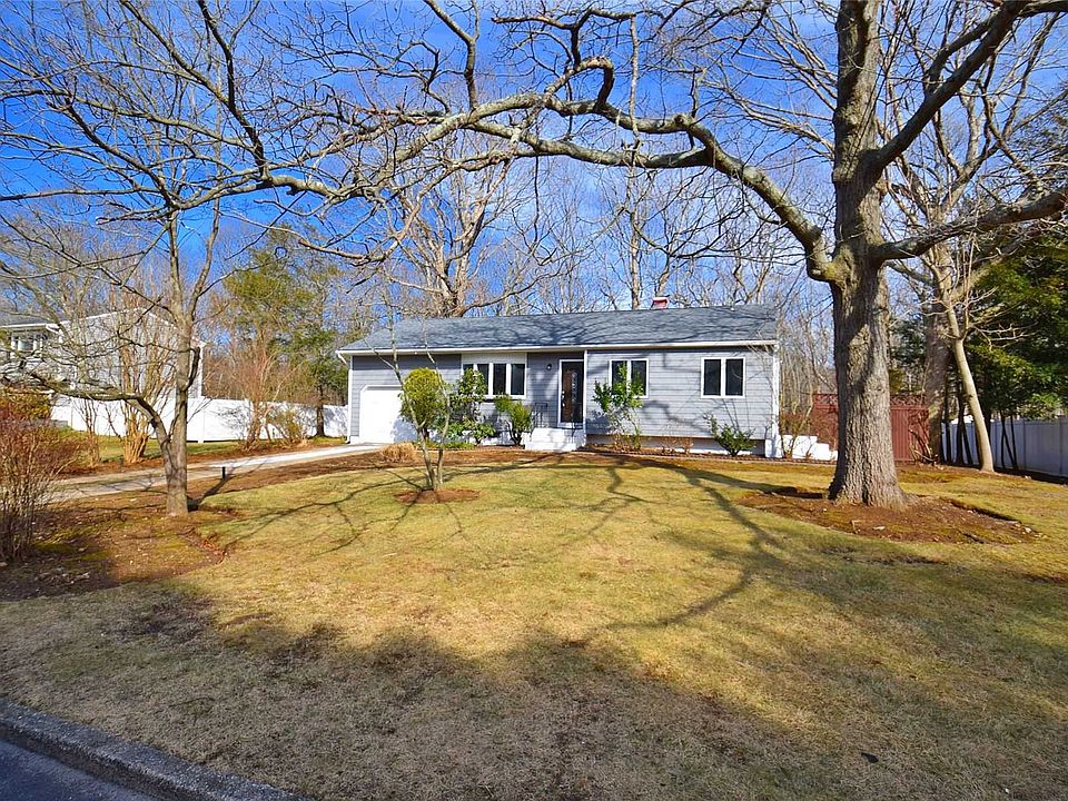 1st image of 29 Shenandoah Blvd
