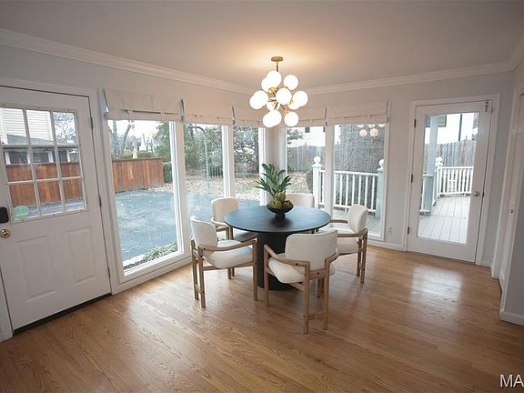 5th image of 683 Hawbrook Ave