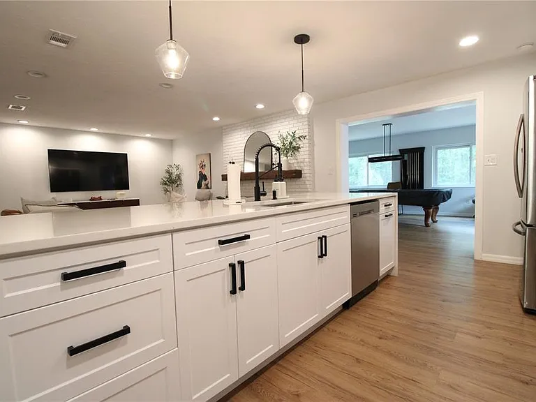 3745 SW 6th Pl — Photo 31