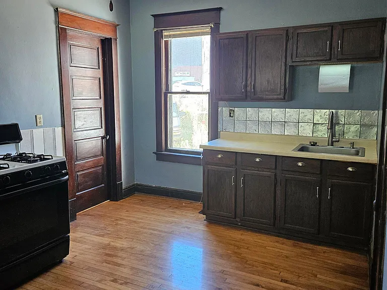 2417 S Woodward St #LOWER — Photo 13