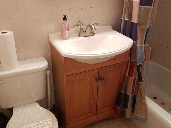 3rd image of 6115 98th St APT 4F