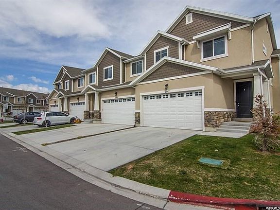 4th image of 2042 W Fairway Ln #249