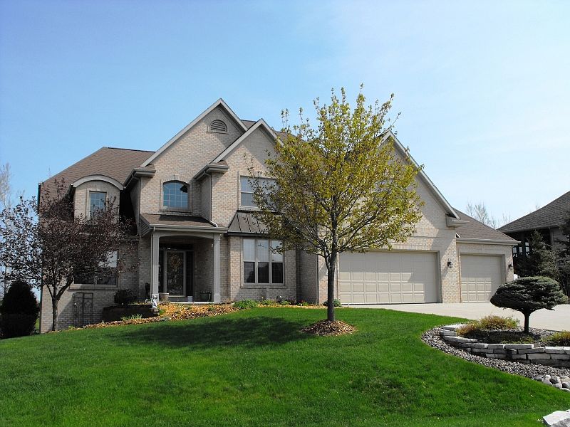 1st image of 27 Whispering Springs Ct