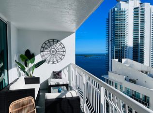 1200 Brickell Bay Dr #32, Miami, FL 33131