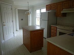 2nd image of 1323 Hanford Hills Rd