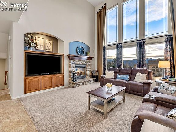 2nd image of 2129 Diamond Creek Dr