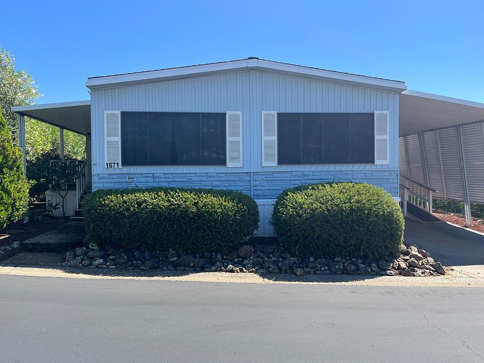 1st image of 1671 Tulip Cir