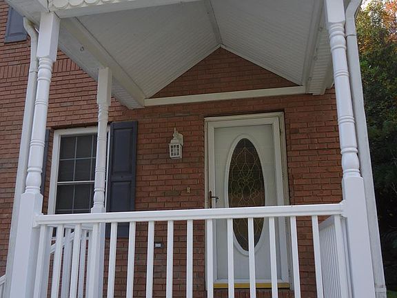 2nd image of 32 Ponderosa Dr