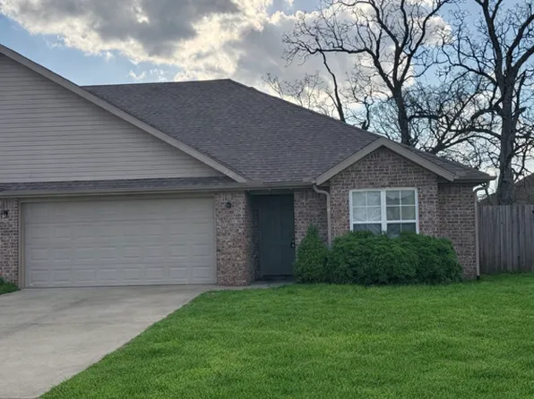 220 Sage St, Centerton, AR