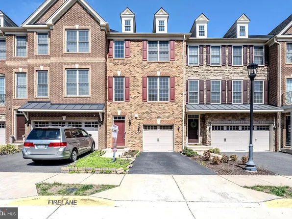 42624 Lisburn Chase Ter, Chantilly, VA 20152