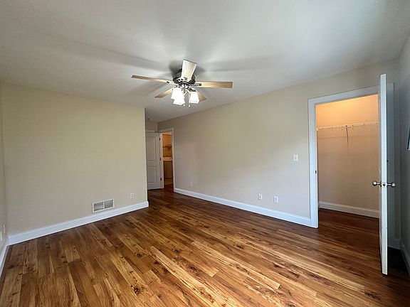 5th image of 52 Brownstone Ln