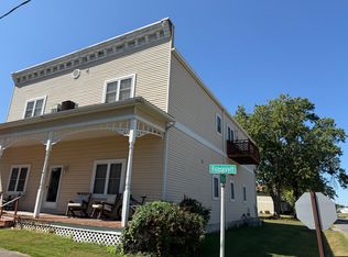 1011 Roosevelt St #1, Saint Libory, IL 62282