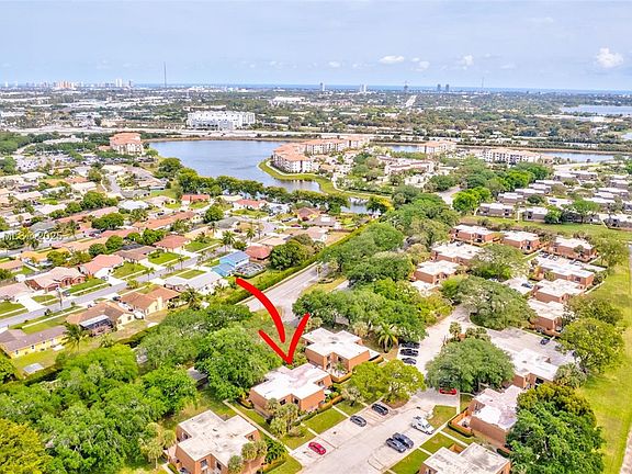 3rd image of 206 Charter Way #206