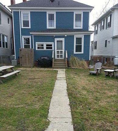 2nd image of 203 Monroe Ave