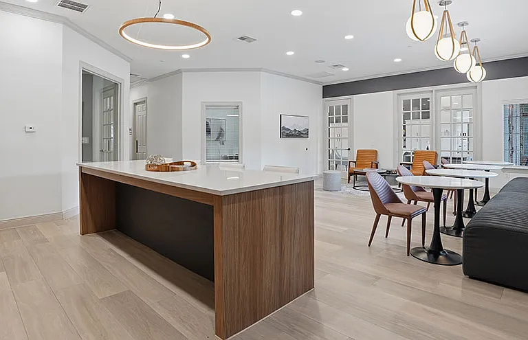 Hawthorne Ridge — Photo 13