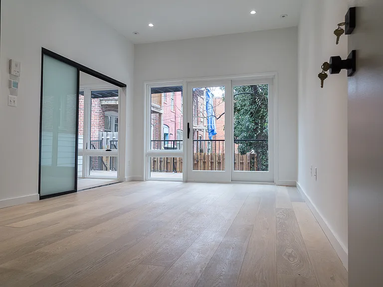 1443 Euclid St NW — Photo 29