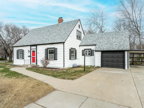 5302 E Gilbert St, Wichita, KS 67218