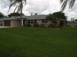 1616 N Flossmoor Rd, Fort Myers, FL 33919