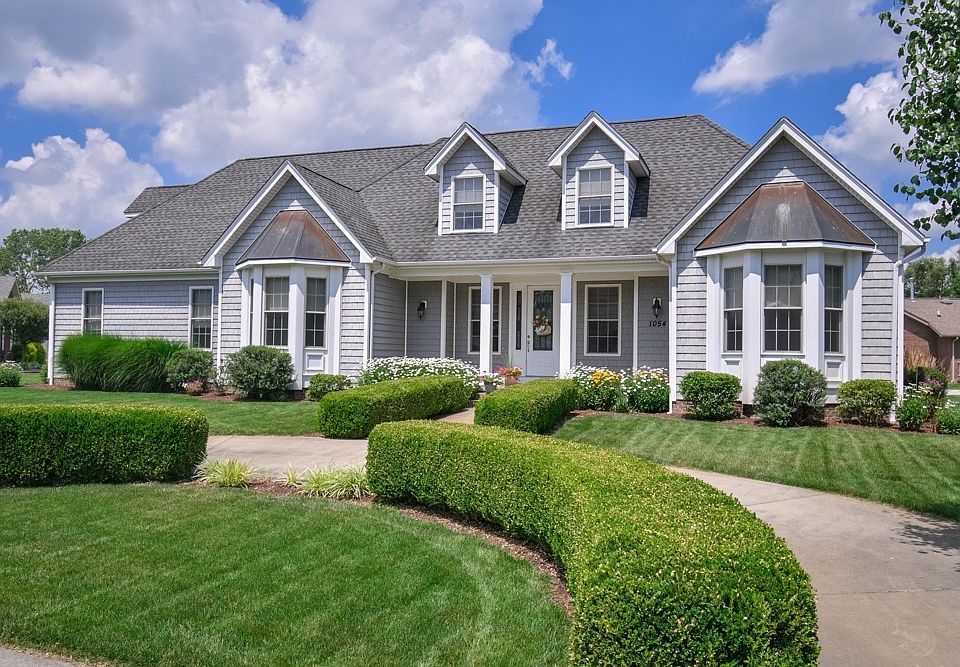 1st image of 1054 Governors Ln