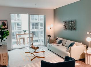 700 S Manhattan Pl APT 318, Los Angeles, CA 90005