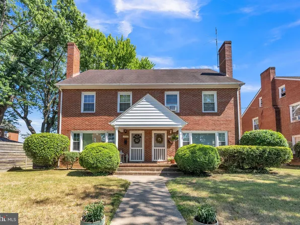 1408 & 1410 Parcell St, Fredericksburg, VA 22401