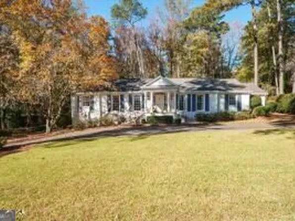 2783 Hillandale Cir, Macon, GA 31204
